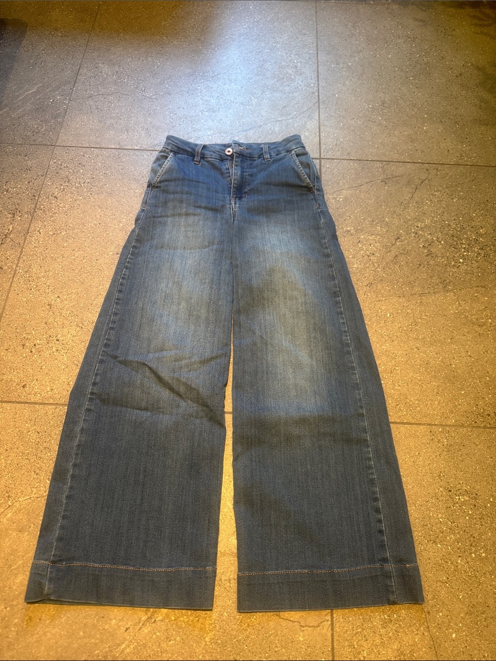 BCBGeneration Wide-Leg Jeans in Dark Blue Denim